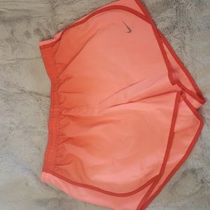 Girls Nike Pink ombre, sz LG, dri-fit running shorts.